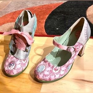 Hot Chocolate Marie Antoinette heels. Pink/multi, size 9. EUC